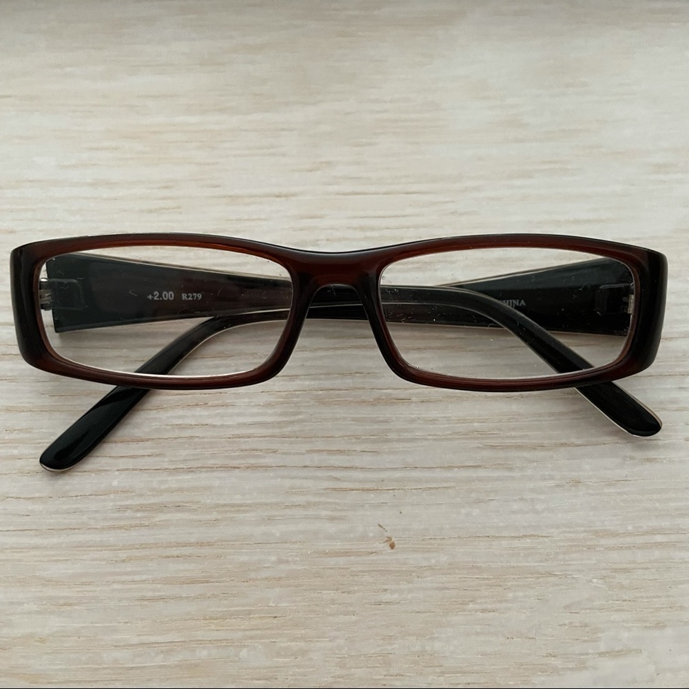 COPY - Leopard print reading glasses